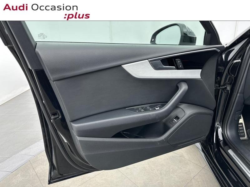 Voitures occasions Audi A4 Avant S line Montigny-le-Bretonneux