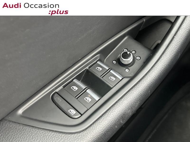 Voitures occasions Audi A4 Avant S line Montigny-le-Bretonneux