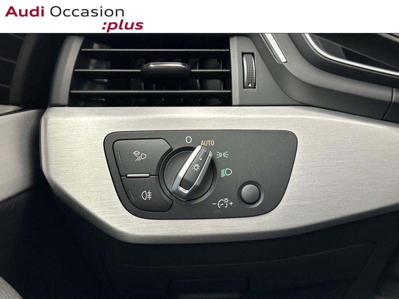 Voitures occasions Audi A4 Avant S line Montigny-le-Bretonneux