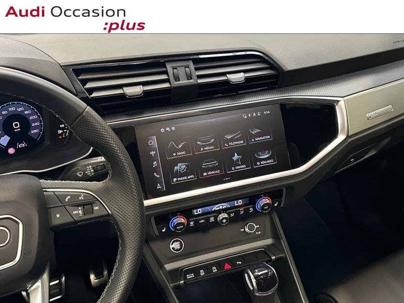 Voitures occasions Audi Q3 S line Montigny-le-Bretonneux