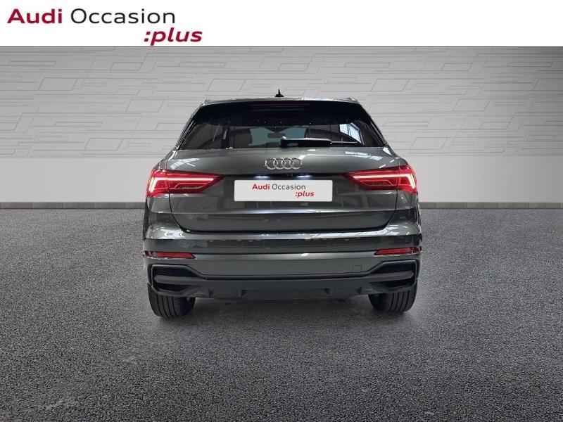 Voitures occasions Audi Q3 S line Montigny-le-Bretonneux