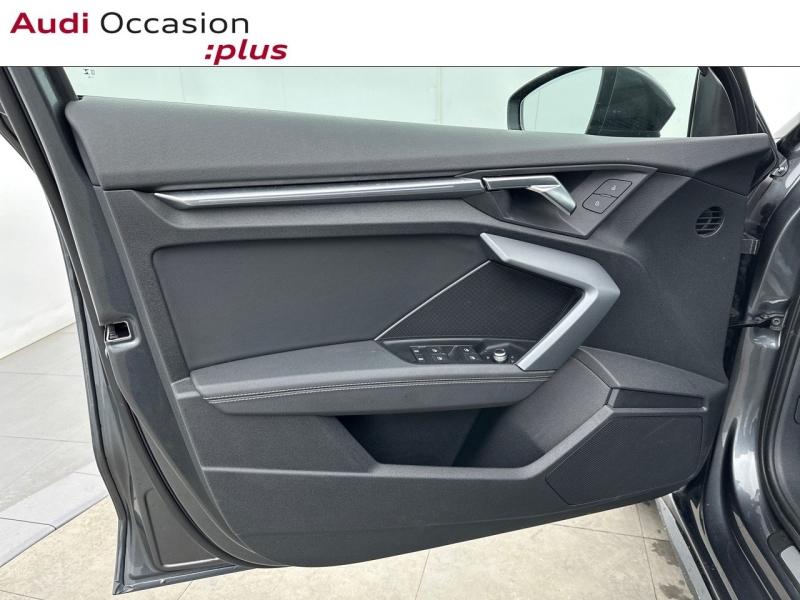 Voitures occasions Audi A3 Sportback S line Montigny-le-Bretonneux
