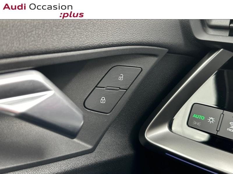 Voitures occasions Audi A3 Sportback S line Montigny-le-Bretonneux