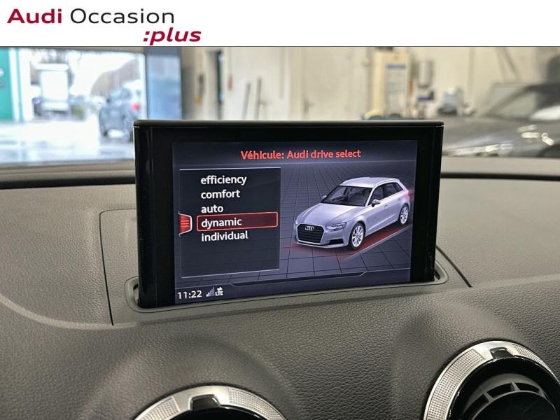 Voitures occasions Audi A3 Sportback Design luxe Montigny-le-Bretonneux