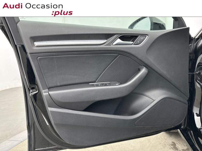 Voitures occasions Audi A3 Sportback Design luxe Montigny-le-Bretonneux