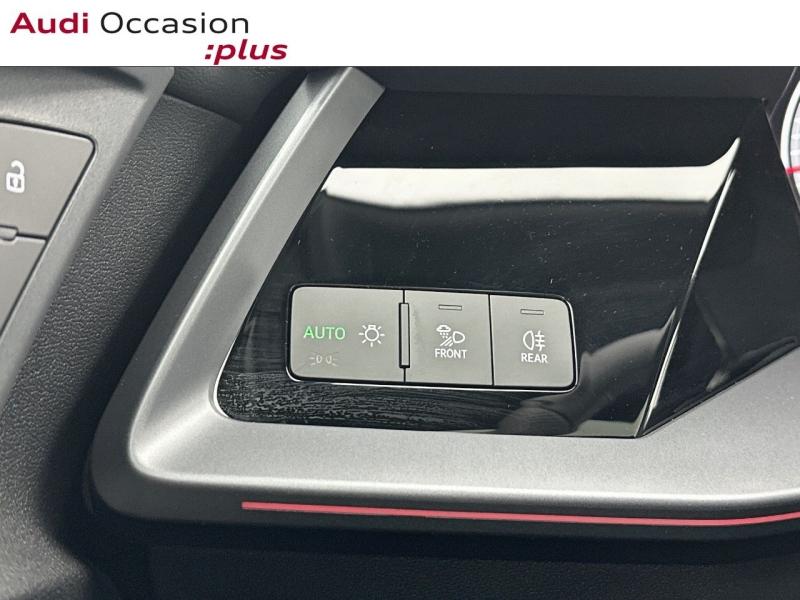 Voitures occasions Audi A3 Sportback S line Montigny-le-Bretonneux