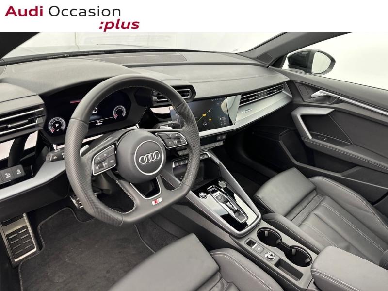 Voitures occasions Audi A3 Berline S line Montigny-le-Bretonneux