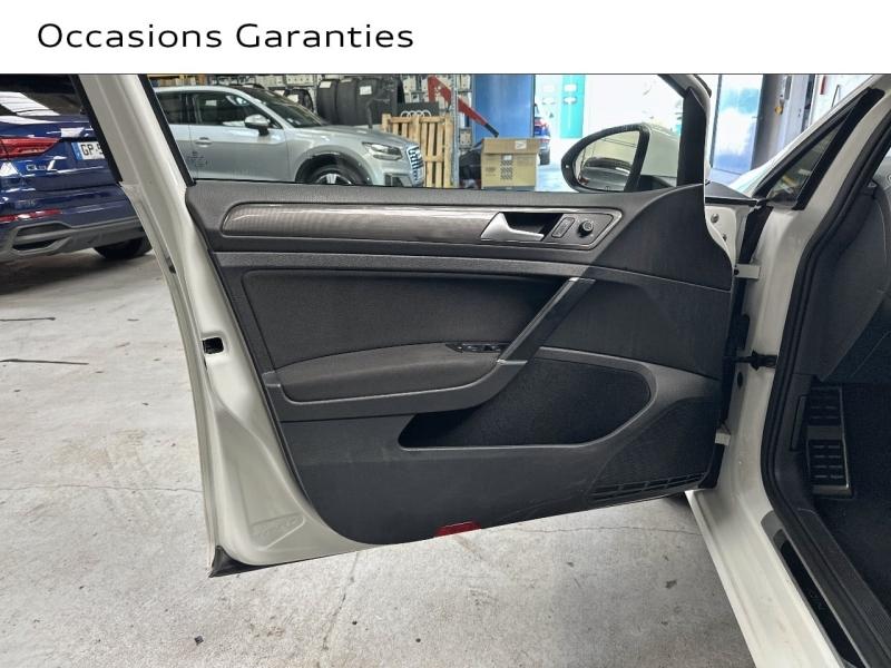 Voitures occasions VOLKSWAGEN GOLF IQ.Drive Montigny-le-Bretonneux