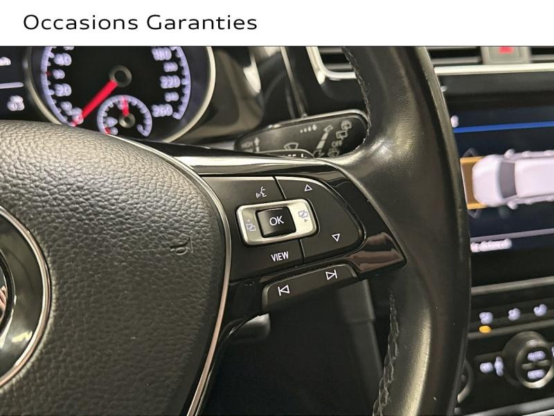 Voitures occasions VOLKSWAGEN GOLF IQ.Drive Montigny-le-Bretonneux