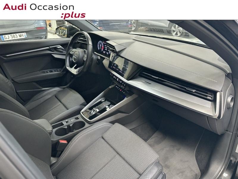 Voitures occasions Audi A3 Berline S line Montigny-le-Bretonneux