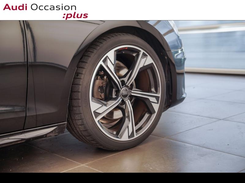 Voitures occasions Audi A4 Avant S Edition Montigny-le-Bretonneux