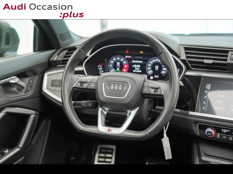 Voitures occasions Audi Q3 S line Montigny-le-Bretonneux