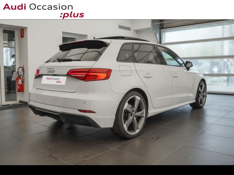 Voitures occasions Audi A3 Sportback Design luxe Montigny-le-Bretonneux