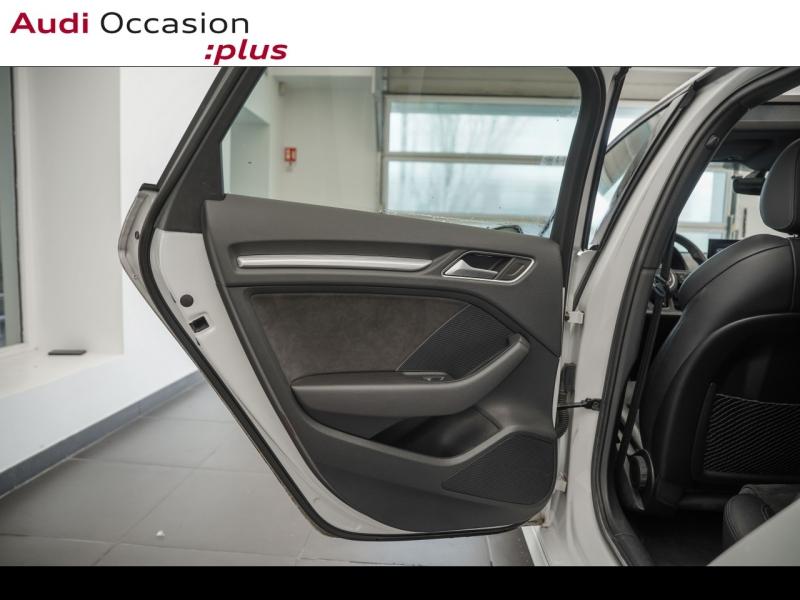 Voitures occasions Audi A3 Sportback Design luxe Montigny-le-Bretonneux