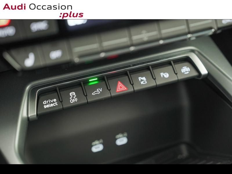 Voitures occasions Audi A3 Sportback S line Montigny-le-Bretonneux