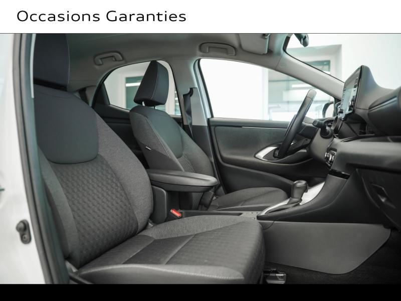 Voitures occasions TOYOTA YARIS France Business Montigny-le-Bretonneux