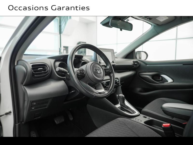 Voitures occasions TOYOTA YARIS France Business Montigny-le-Bretonneux