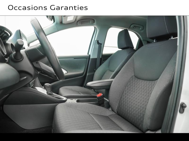 Voitures occasions TOYOTA YARIS France Business Montigny-le-Bretonneux