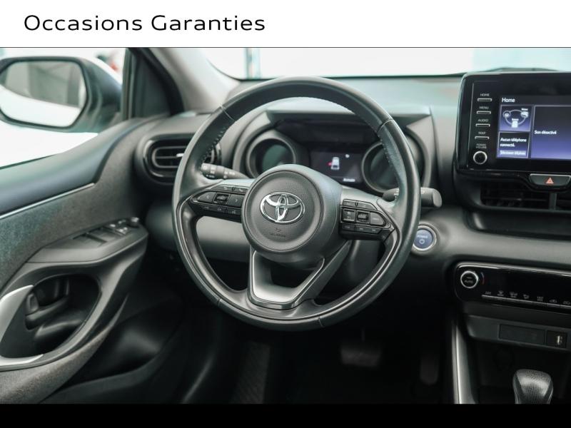 Voitures occasions TOYOTA YARIS France Business Montigny-le-Bretonneux