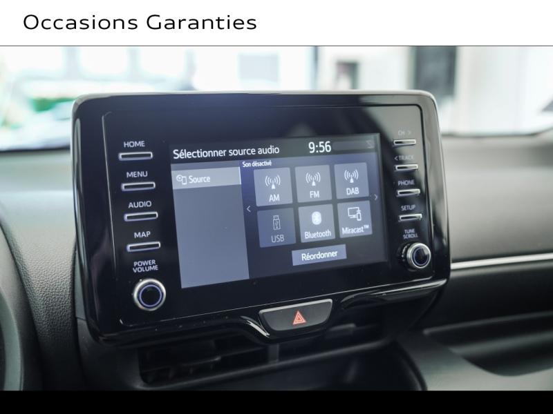 Voitures occasions TOYOTA YARIS France Business Montigny-le-Bretonneux