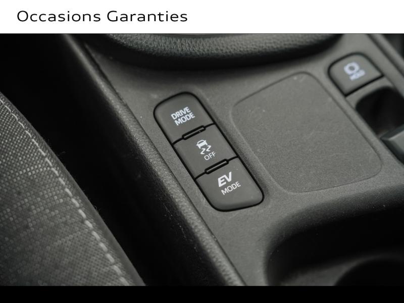 Voitures occasions TOYOTA YARIS France Business Montigny-le-Bretonneux