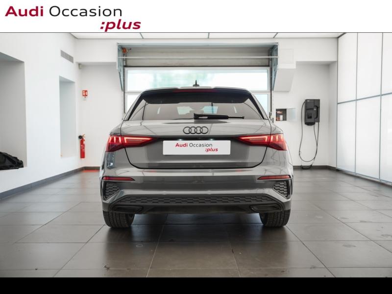 Voitures occasions Audi A3 Sportback S line Montigny-le-Bretonneux
