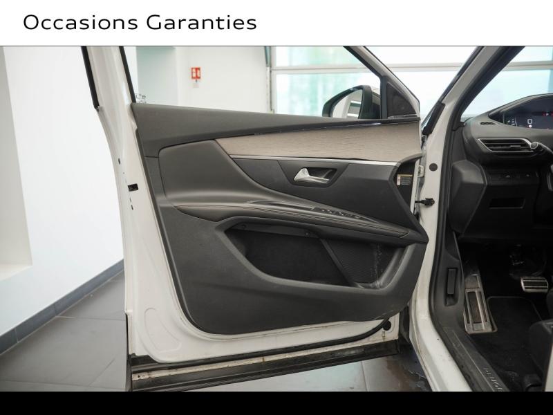 Voitures occasions PEUGEOT 5008 GT Montigny-le-Bretonneux
