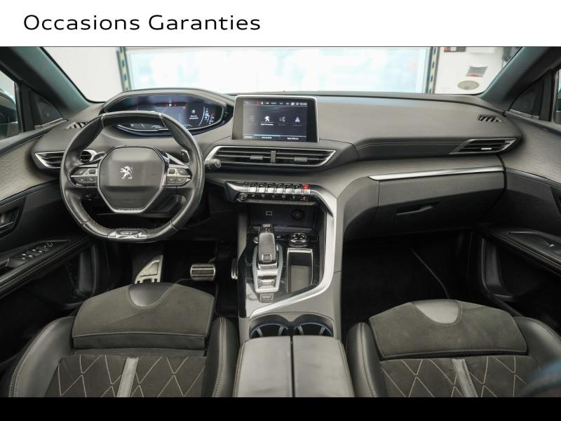 Voitures occasions PEUGEOT 5008 GT Montigny-le-Bretonneux
