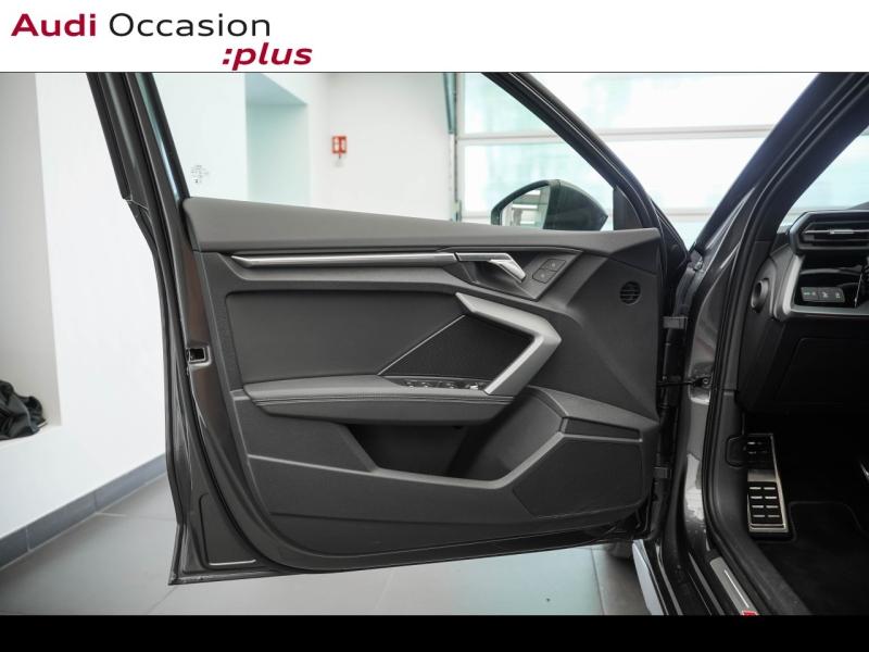 Voitures occasions Audi A3 Sportback S line Montigny-le-Bretonneux
