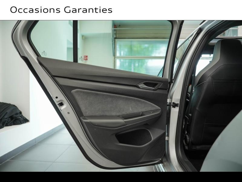 Voitures occasions VOLKSWAGEN GOLF R-Line Montigny-le-Bretonneux