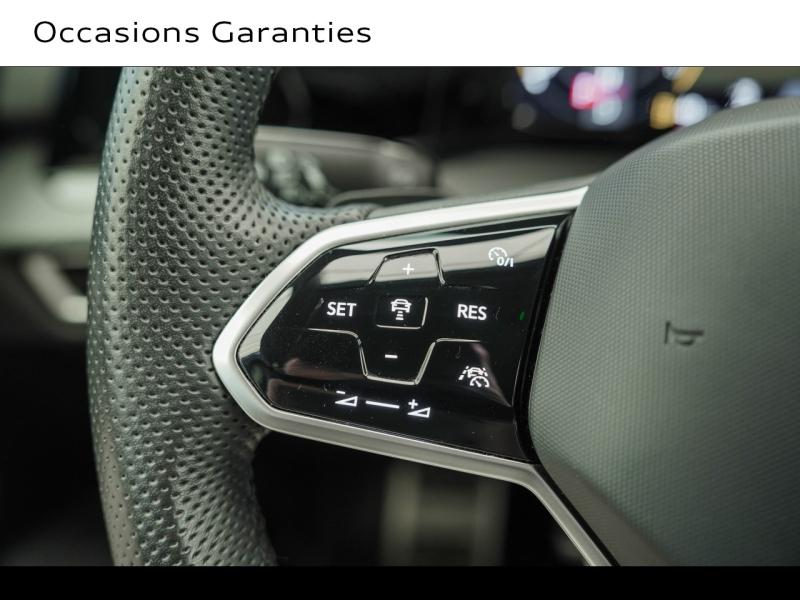 Voitures occasions VOLKSWAGEN GOLF R-Line Montigny-le-Bretonneux