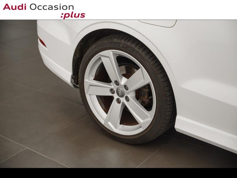 Voitures occasions Audi A3 Cabriolet S line Montigny-le-Bretonneux