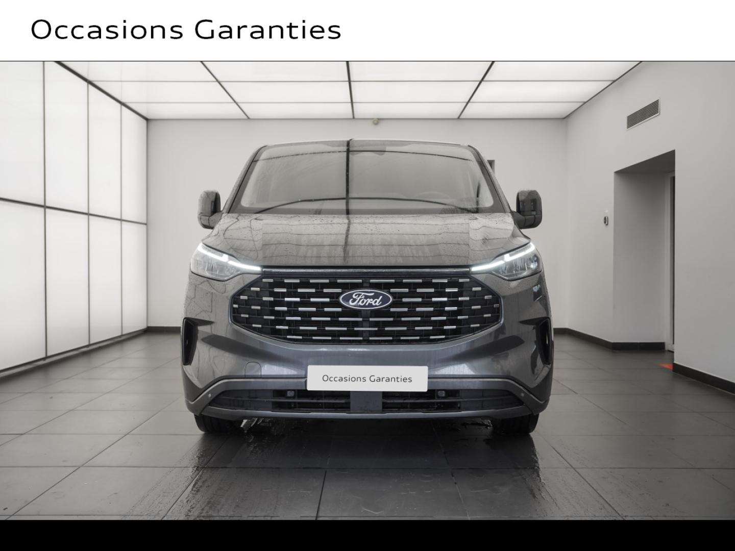 Voitures occasions FORD Tourneo Custom Titanium Montigny-le-Bretonneux