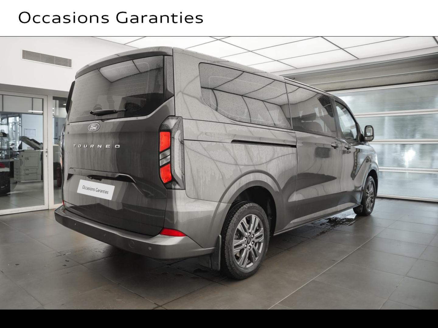 Voitures occasions FORD Tourneo Custom Titanium Montigny-le-Bretonneux