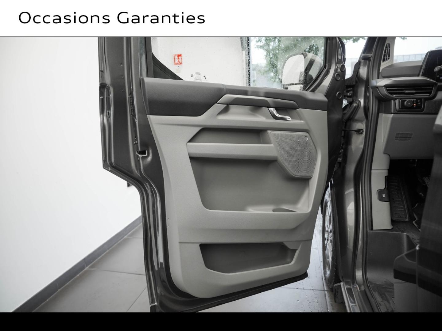 Voitures occasions FORD Tourneo Custom Titanium Montigny-le-Bretonneux