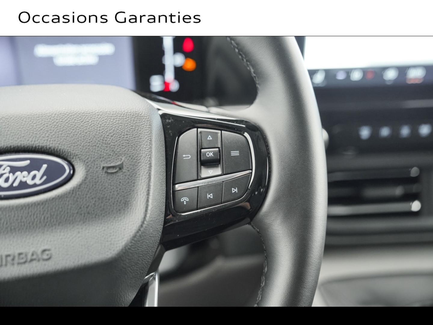 Voitures occasions FORD Tourneo Custom Titanium Montigny-le-Bretonneux