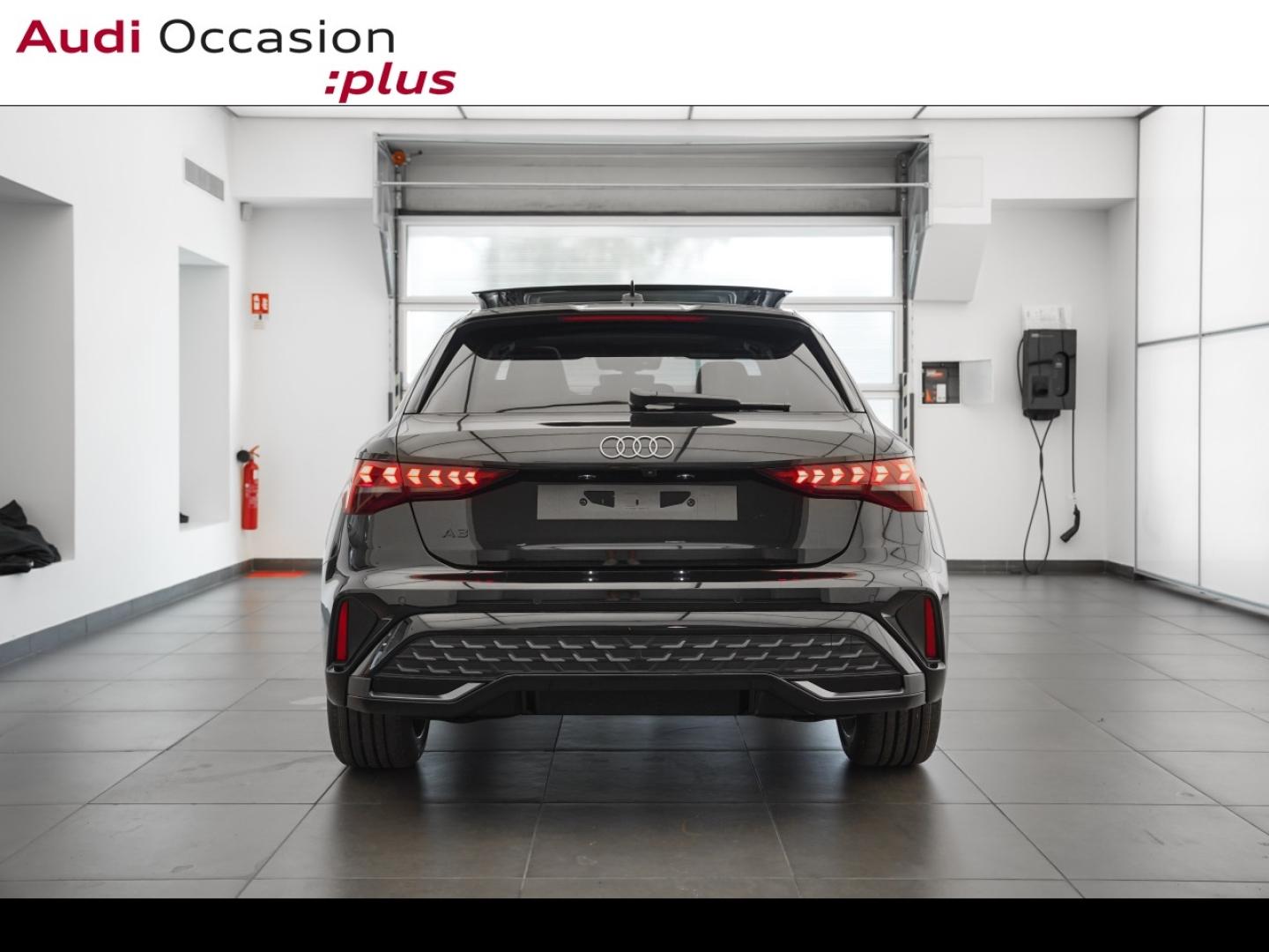 Voitures occasions Audi A3 Sportback S line Montigny-le-Bretonneux