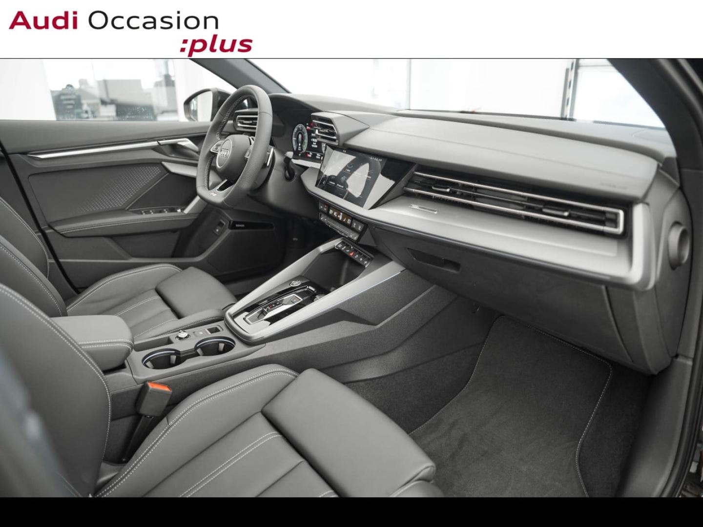 Voitures occasions Audi A3 Sportback S line Montigny-le-Bretonneux