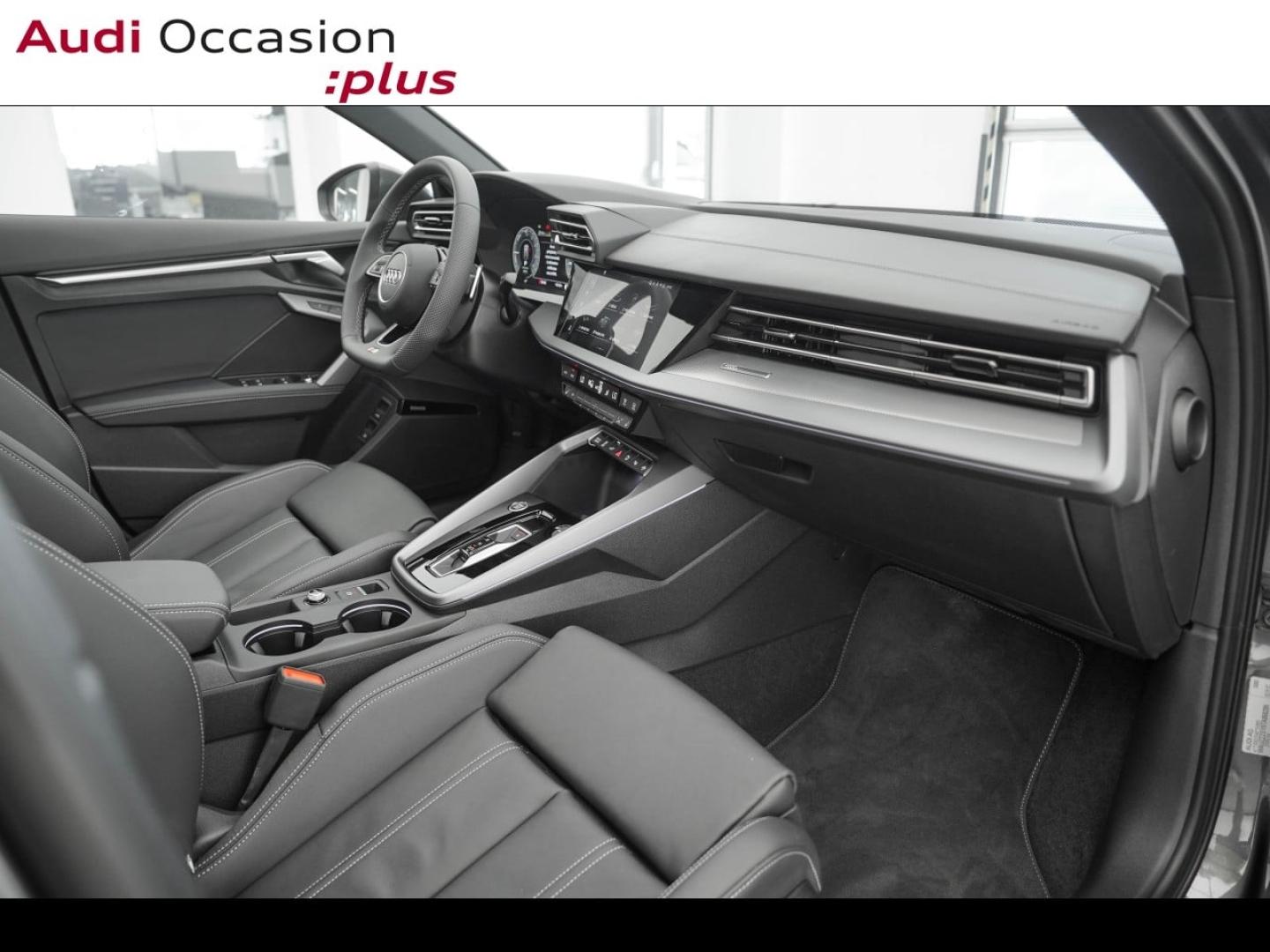 Voitures occasions Audi A3 Sportback S line Montigny-le-Bretonneux