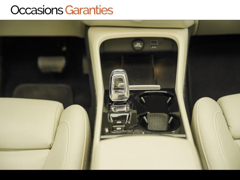 Voitures occasions VOLVO XC40 Inscription Luxe Montigny-le-Bretonneux