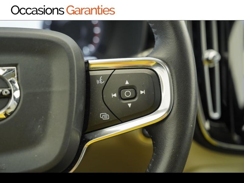 Voitures occasions VOLVO XC40 Inscription Luxe Montigny-le-Bretonneux