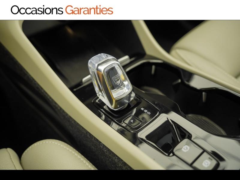 Voitures occasions VOLVO XC40 Inscription Luxe Montigny-le-Bretonneux