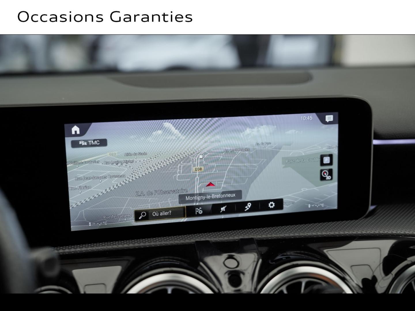 Voitures occasions MERCEDES-BENZ CLASSE A AMG Line Montigny-le-Bretonneux