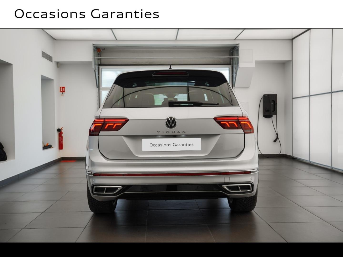 Voitures occasions VOLKSWAGEN TIGUAN R-Line Montigny-le-Bretonneux