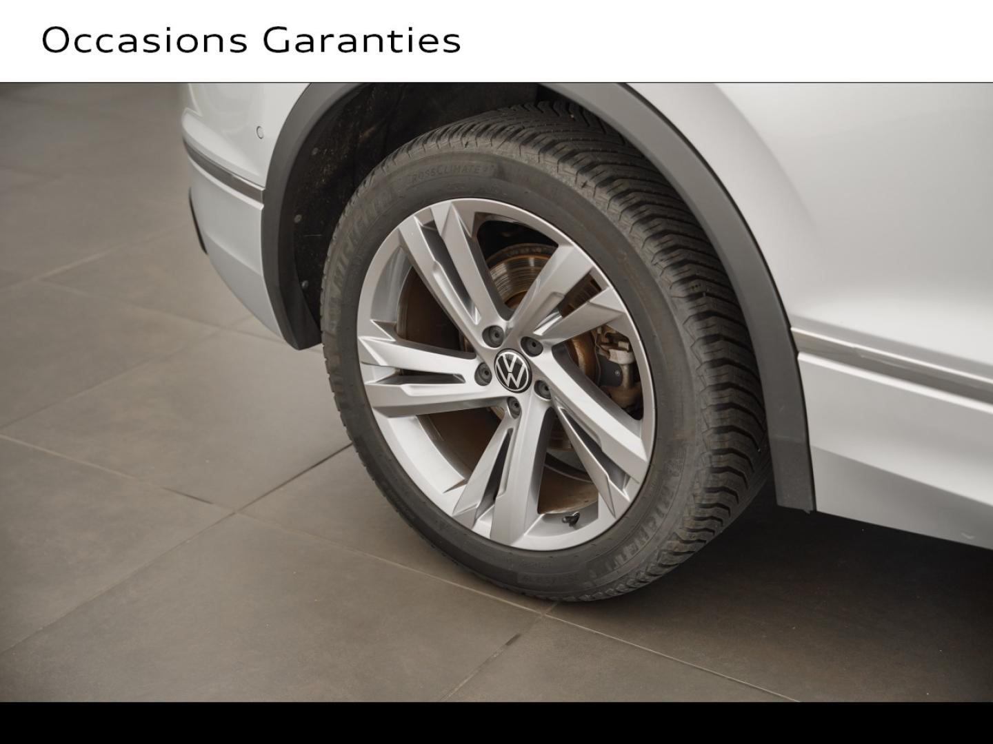 Voitures occasions VOLKSWAGEN TIGUAN R-Line Montigny-le-Bretonneux