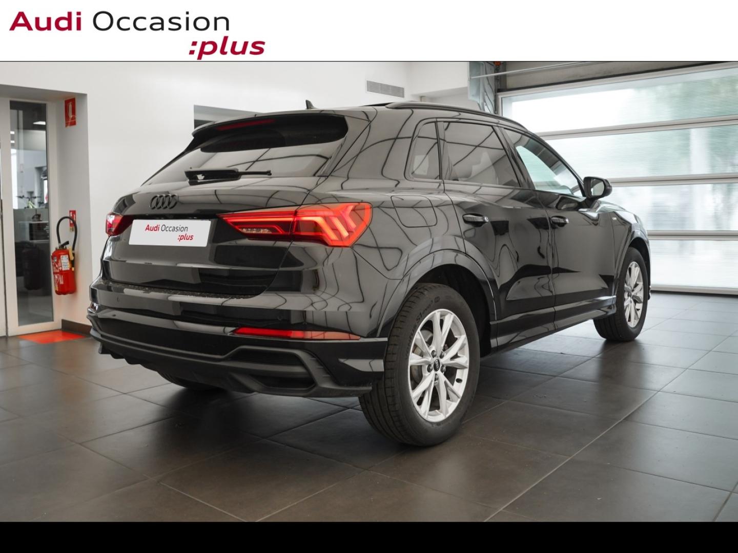 Voitures occasions Audi Q3 S line Montigny-le-Bretonneux