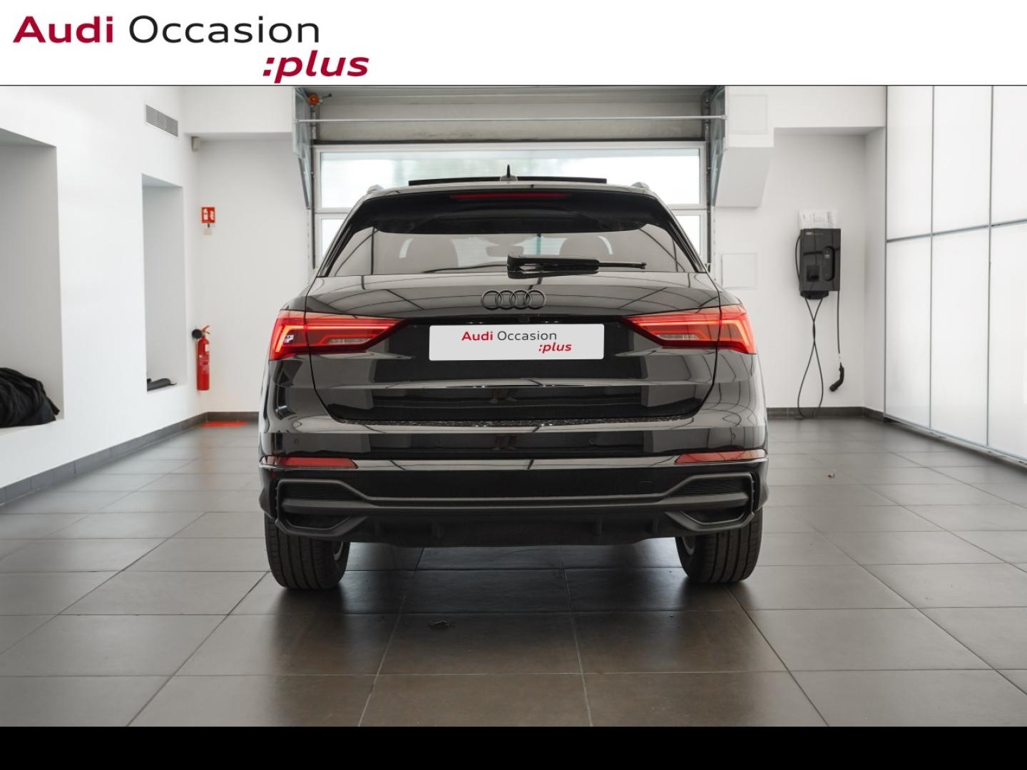 Voitures occasions Audi Q3 S line Montigny-le-Bretonneux