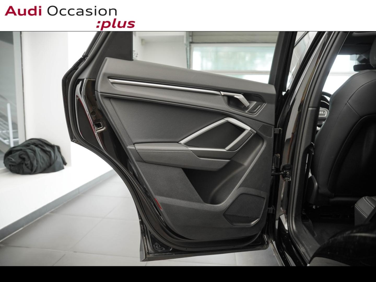 Voitures occasions Audi Q3 S line Montigny-le-Bretonneux