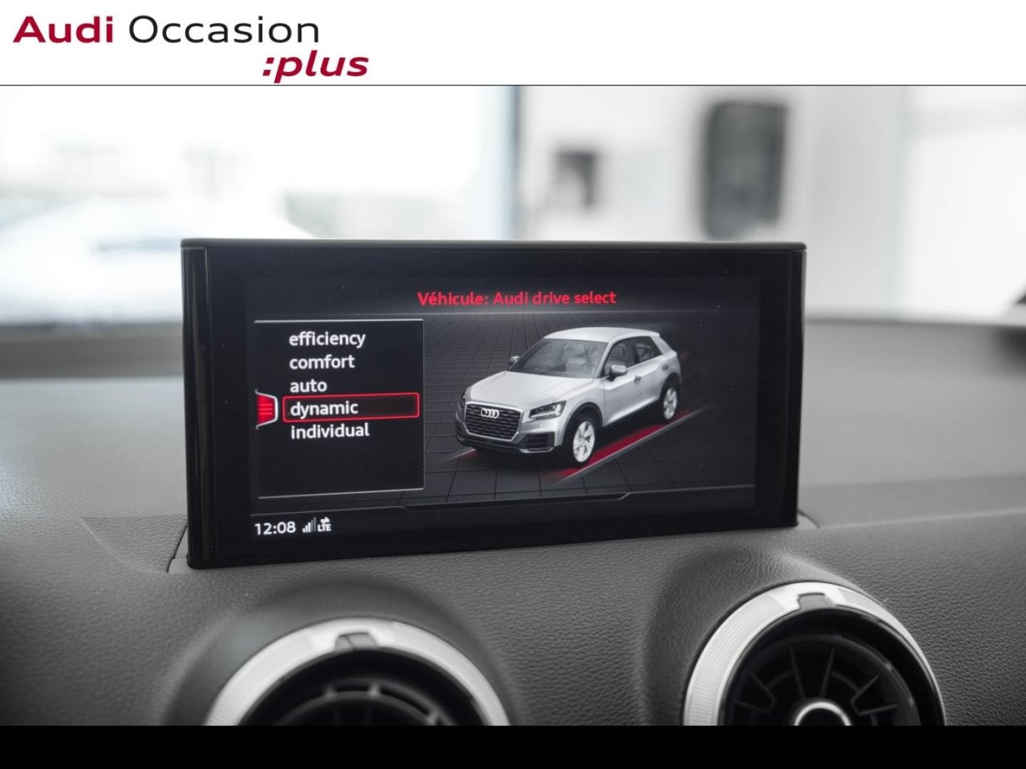 Voitures occasions Audi Q2 S line Montigny-le-Bretonneux