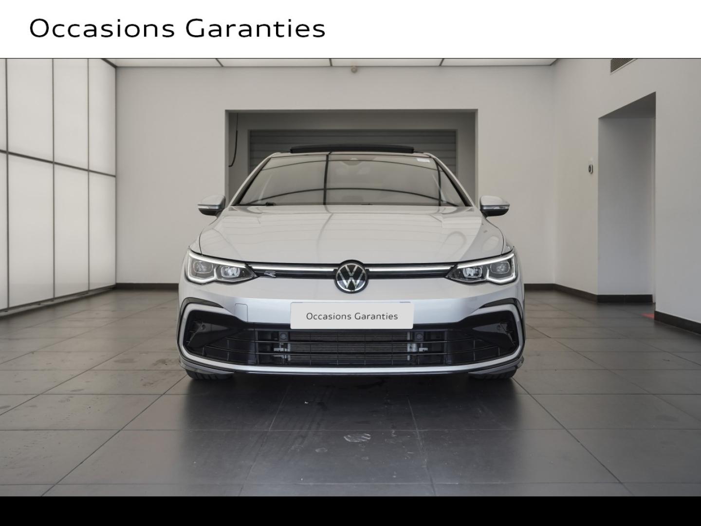 Voitures occasions VOLKSWAGEN GOLF R-Line Montigny-le-Bretonneux